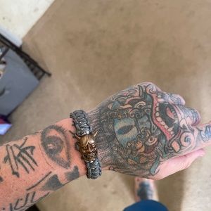 Custom paracord bracelet